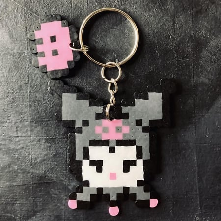 ميدالية كورومي صناعة يدوية Kuromi Keychain Charm Handmade