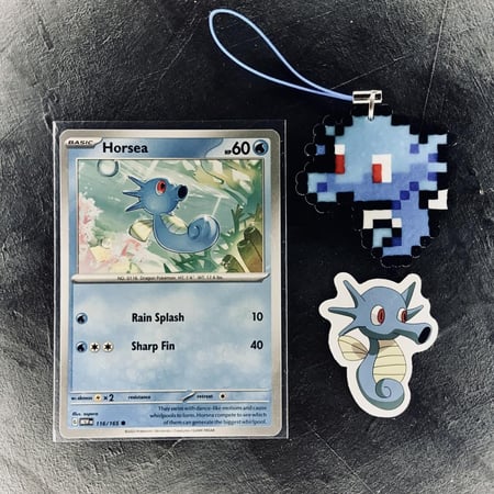 ميدالية هورسيا صناعة يدوية Horsea Retro Pixel Keychain Charm Handmade