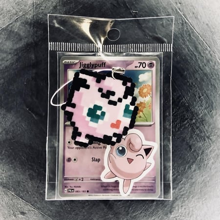 ميدالية جيجليبوف صناعة يدوية Jigglypuff Retro Pixel Keychain Charm Handmade