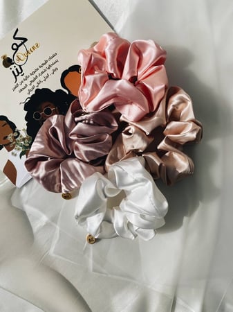 ربطات ساتان حريري ناعم درجة اولى عدد 4 الوان صنع في الصين