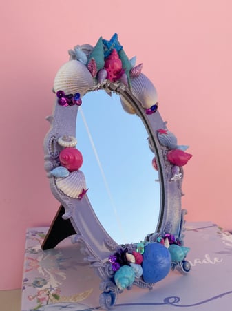 المرايا السحرية |  Magic mirror