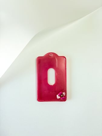 حامل بطاقة بالريزن | Resin holder