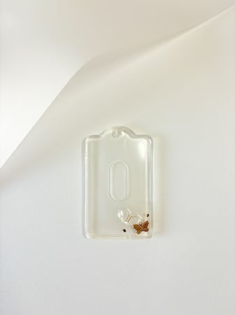 حامل بطاقة بالريزن | Resin holder