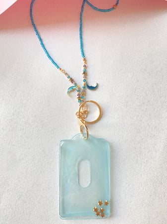 حامل بطاقة | ID holder