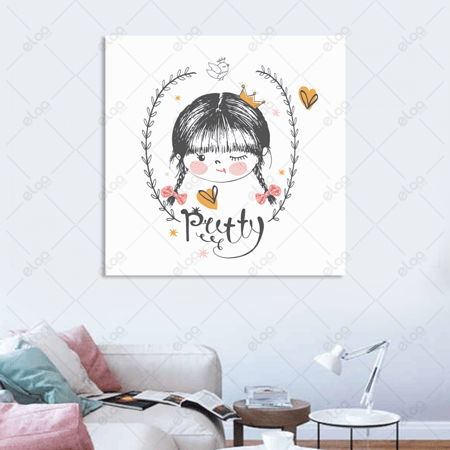 لوحة فنية طفلة صغيرة مع تاج