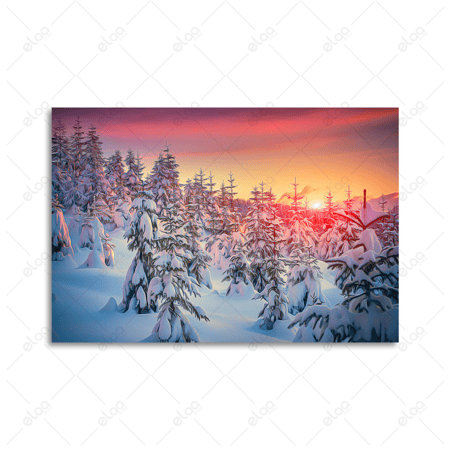 لوحة فن تجريدي لأشجار مغطاة بالثلوج