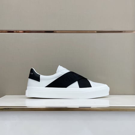 Givenchy City Sport Sneakers