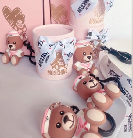 10 قطع ميداليه موسكينو