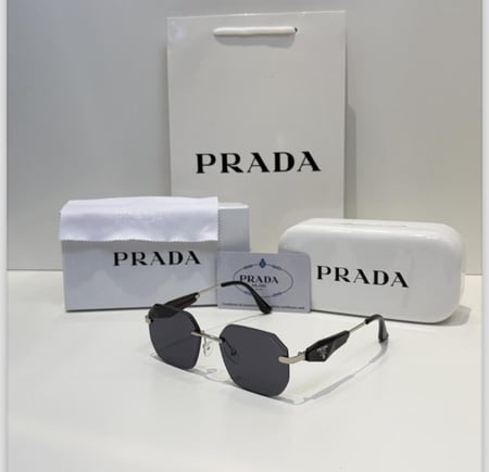 نظاره PRADA كجول اسود