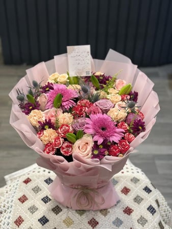 بوكيه لحظة سعاده