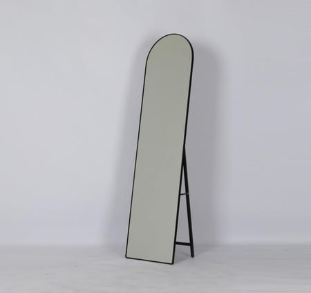 مرايا استاند