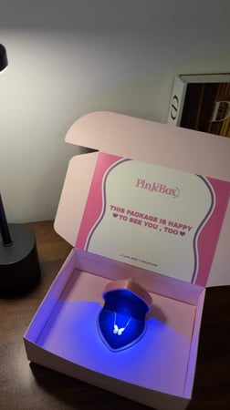 بكج بينك جديد بقلادة فراشة