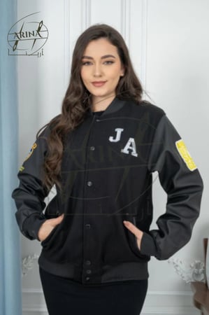 جاكيت سينيور - لون اسود بأكمام جلد أسود