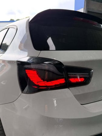 BMW 1 Series F21 2015-2018 شمعات خلفية غامق مطورة تقنية OLED