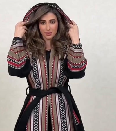 عباية شتوية أنيقة