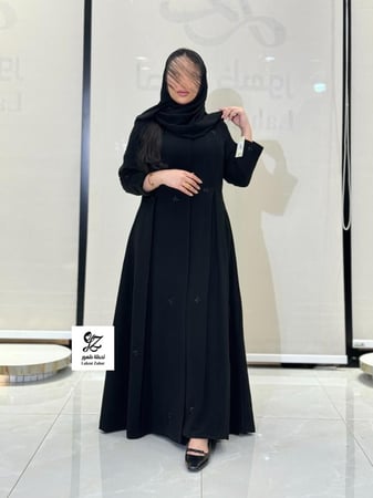 عبايه الفريده بليزر مبطنه بتدخيلات شك اسود فخم