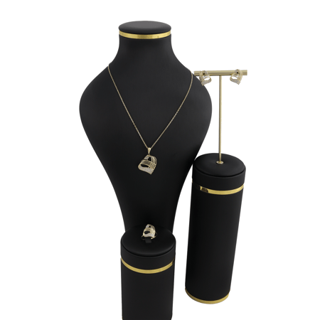 طقم ذهب عيار 18 بتصميم الشيفرون وزن 11 جرام - شذور الذهب