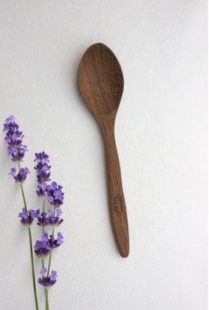 ملعقة خشبية طبيعية