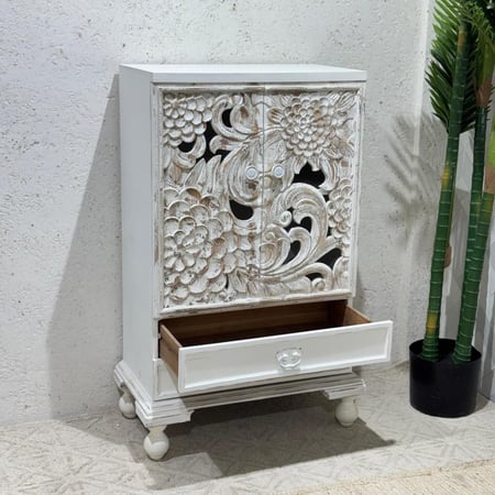 خزانه بتصميم عتيق لون اابيض 118×38×68سم