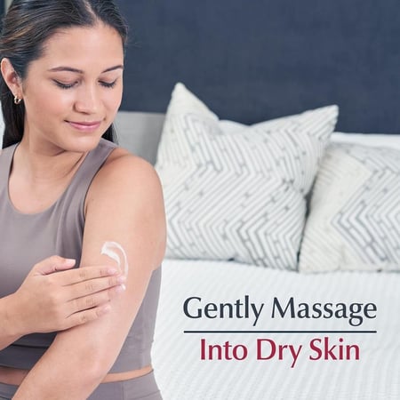 يوسرين لوشن ترطيب يومي مع واقي شمس SPF15 للبشرة الجافة - 500 مل