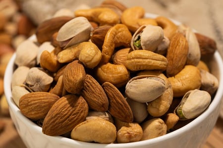 مكسرات مشكله أطايب