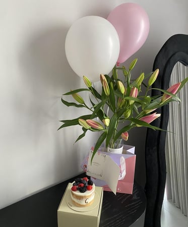 فازة ليليوم طبيعي + كيك جاناش