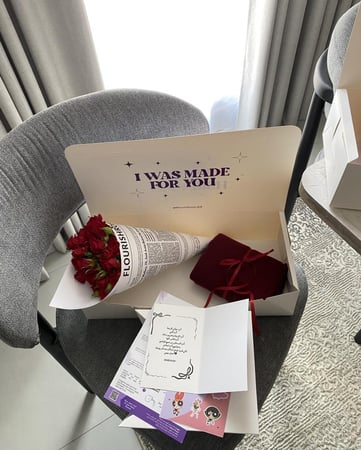 بوكس ورد + سكارف