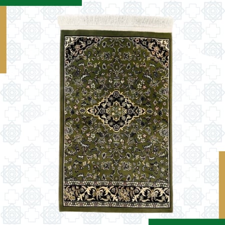 سجادة  الحرم اللون الأخضر
