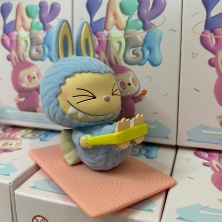 مجسم لابوبو يوغا 5