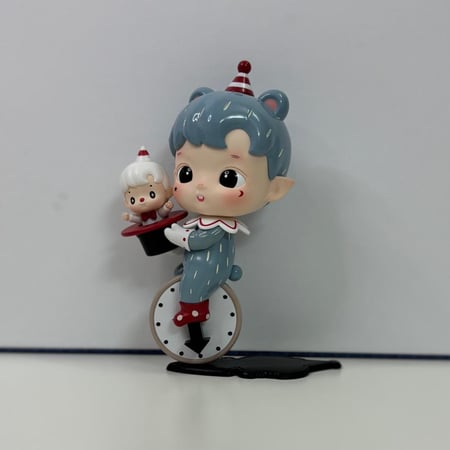 مجسم هاتشيبوبو - رسول الوقت