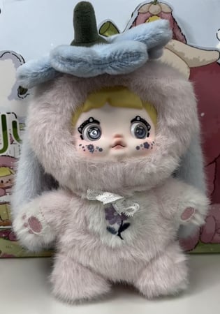 ميدالية نومي - Campanula