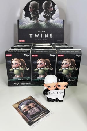 مجسم Zsiga Twins — Misjudgment