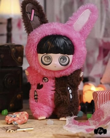 ميدالية دمية كيكي - أرنب 1