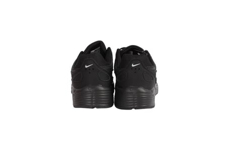 حذاء نايك P-6000