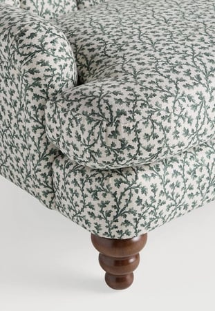 كنبة إيرينا شانيل – Channel Tufted Irena Sofa