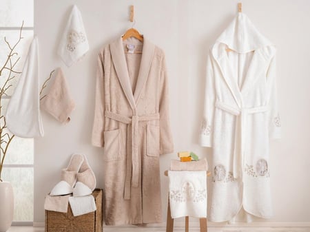 طقم أرواب استحمام HAYAL مزدوج بامبو 13 قطعة - بيج و سكري