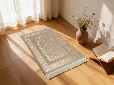 سجادة صلاة شانيل ميموري فوم - بيج 68×118 سم