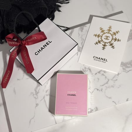 عطر شانيل شانس تندر 50 مل مع الملحقات والكرت