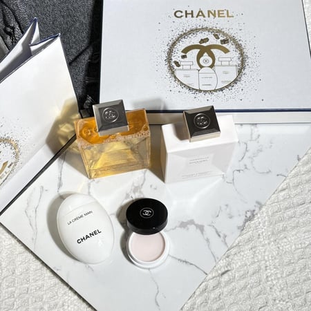 طقم شانيل غابريل + عطر مجموعه حصرية