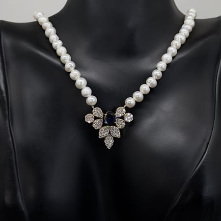 عقد تصميم الألماس واللؤلؤ الفاخر