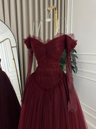فستان تنفيذ R BOUTIQUE