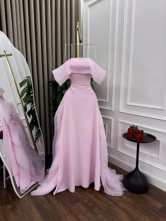 فستان تنفيذ R BOUTIQUE