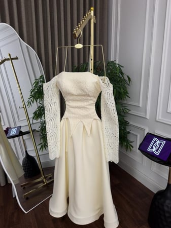 فستان تنفيذ R BOUTIQUE