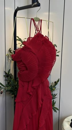 فستان تنفيذ R BOUTIQUE