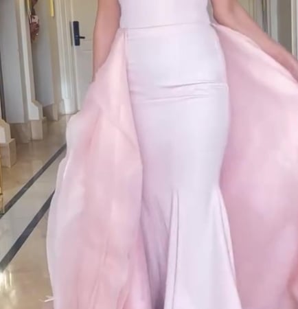 فستان تنفيذ R BOUTIQUE