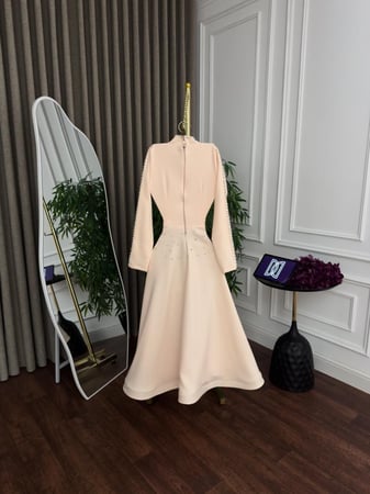 فستان تنفيذ R BOUTIQUE