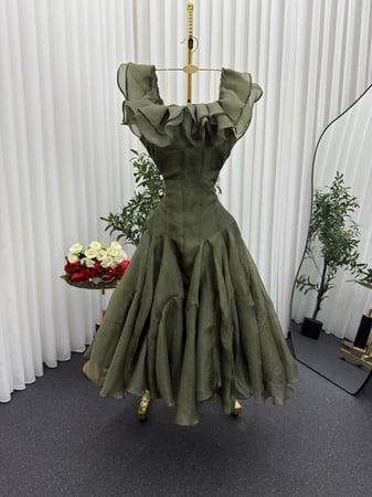 فستان تنفيذ R BOUTIQUE