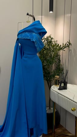 فستان تنفيذ R BOUTIQUE