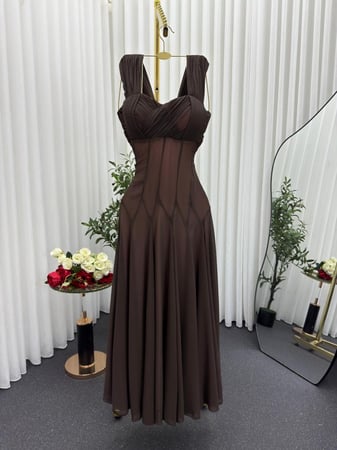 فستان تنفيذ R BOUTIQUE