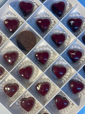 بوكس القلب الاحمر بالطلب المسبق